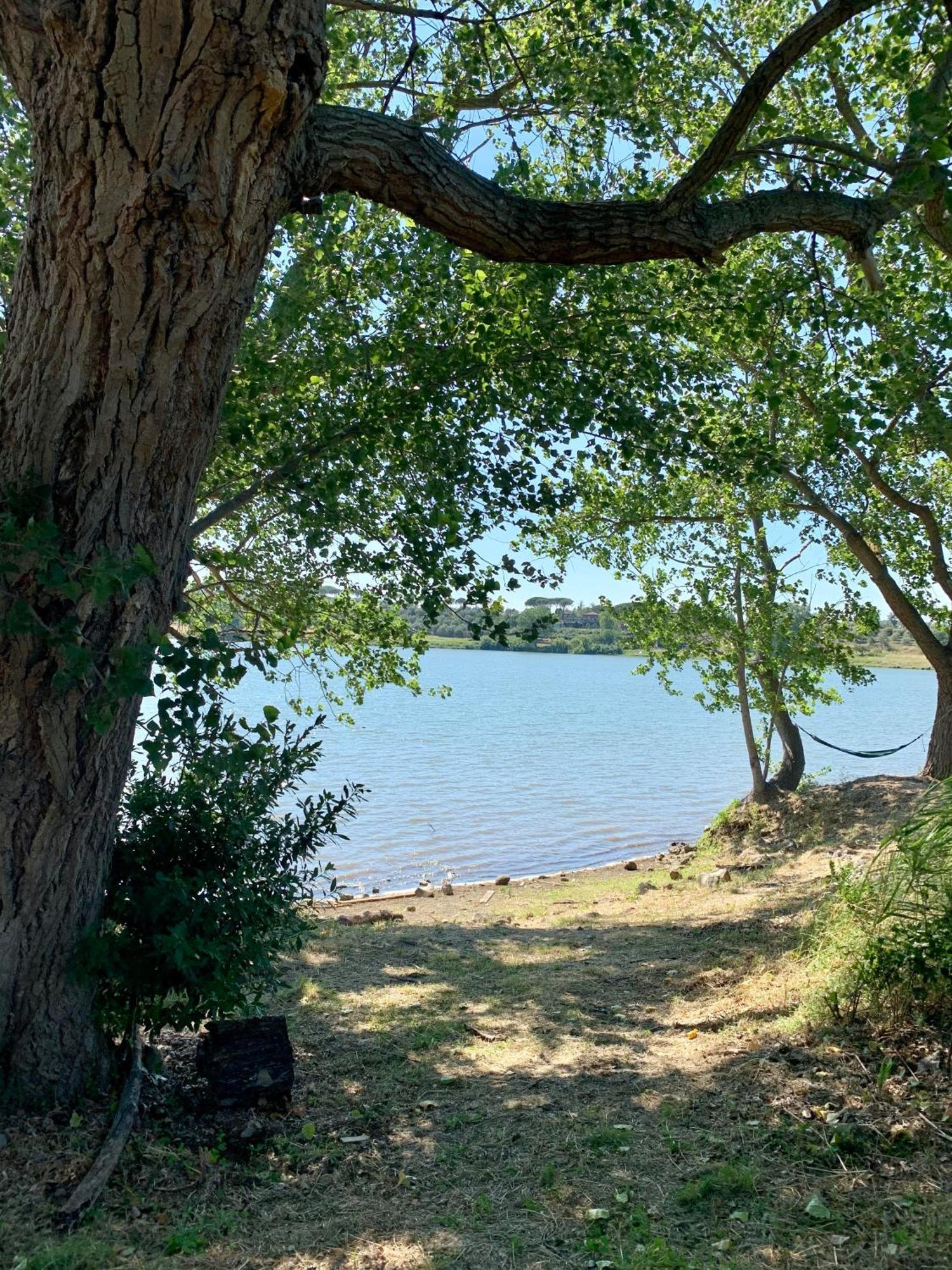 Lake House I Pioppi Nepi Rom bilde